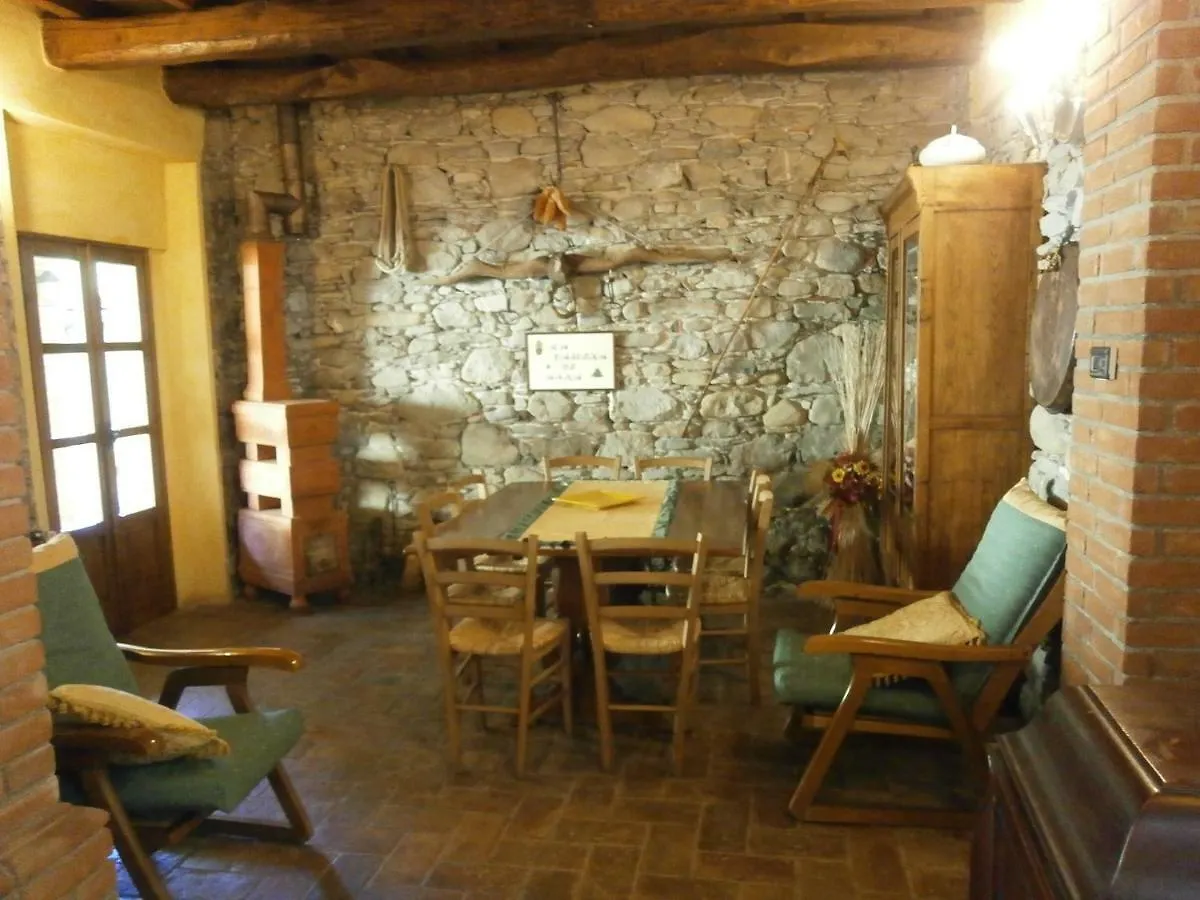 La Cascina Di Anna Otel Beverino Konukevi